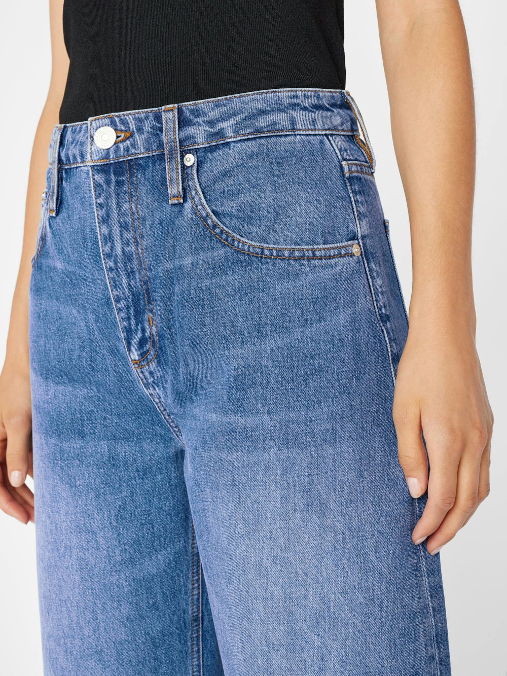 jeans front view crop view alt:size